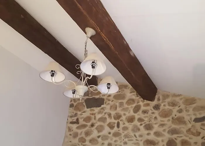 Ceps Cottage Sleeps 6 With Free Wifi Near The River